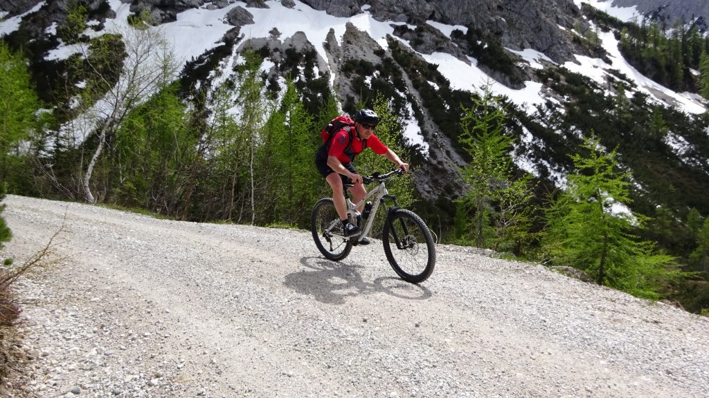 Michaque Kaiser bei der Abfahrt ins Karwendeltal nach Scharnitz