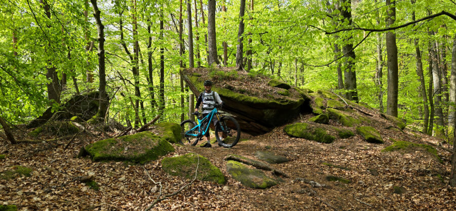Michaque Kaiser mit seinem Yeti SB130 auf der Trans Pfälzerwald