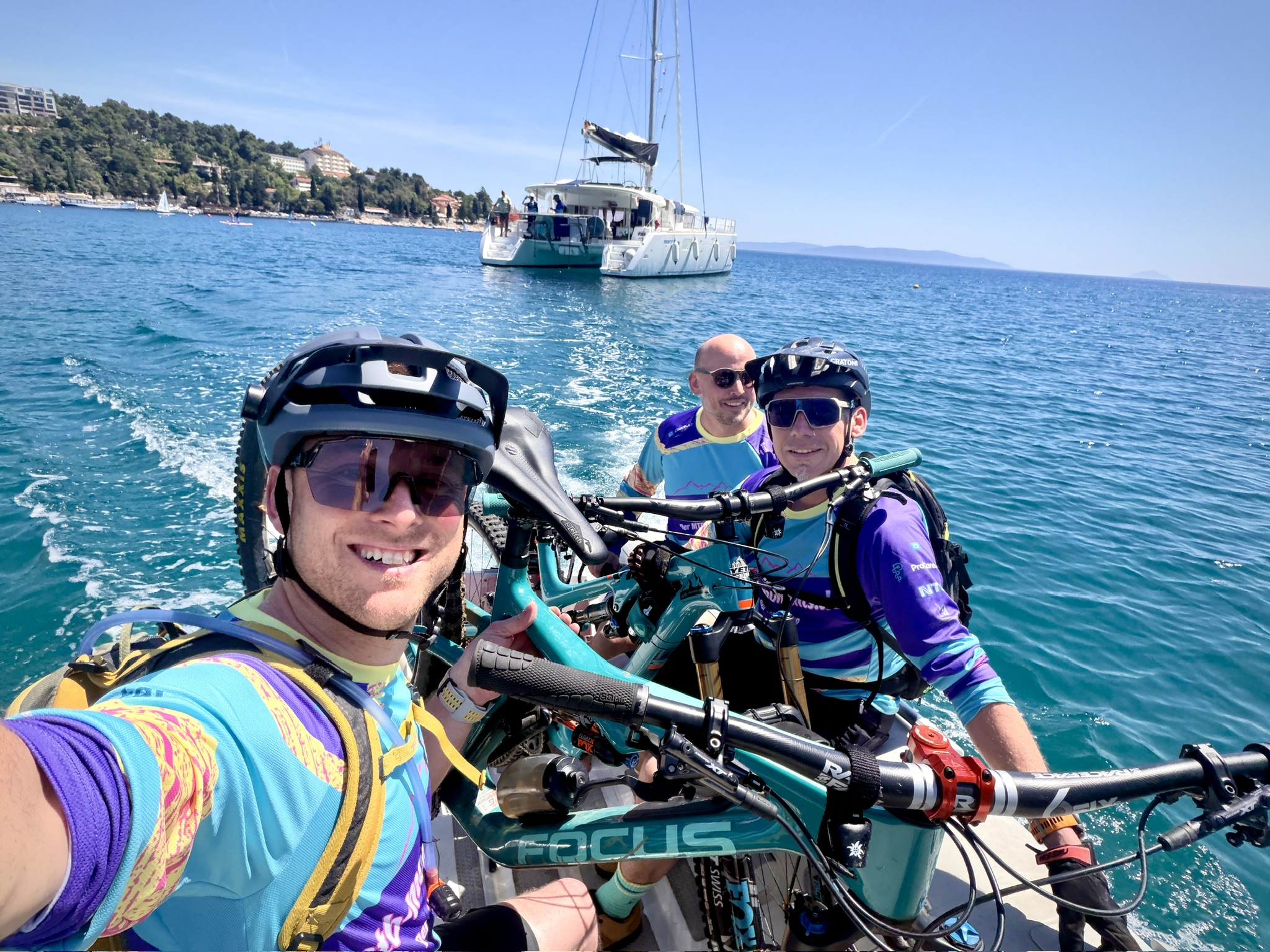Mountainbike und Segeln in Kroatien – MTB-Abenteuer in der Kvarner Bucht Michaque Kaiser & Oliver Thum von mtb-moments.de