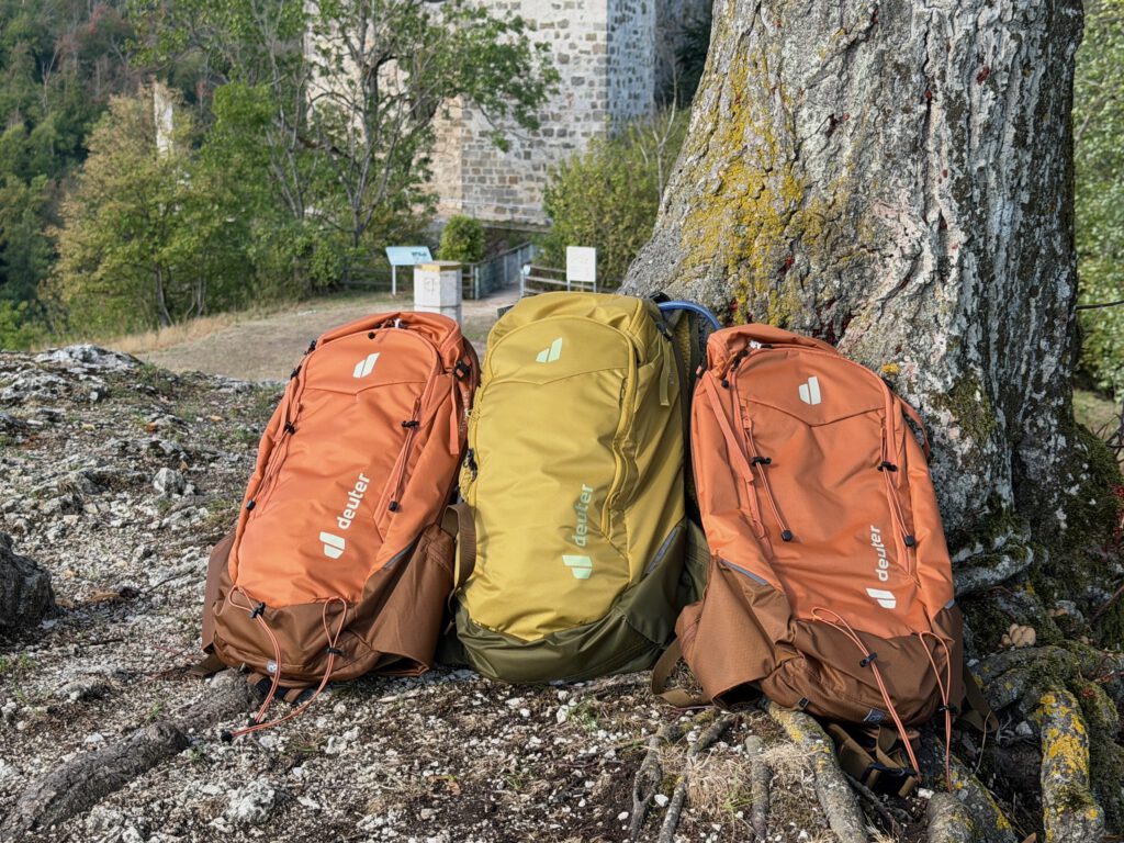 Zwei Deuter Attack 20 und ein Deuter Attack 14 SL im Vergleich